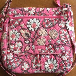 SALE !! VERA BRADLEY PURSE !